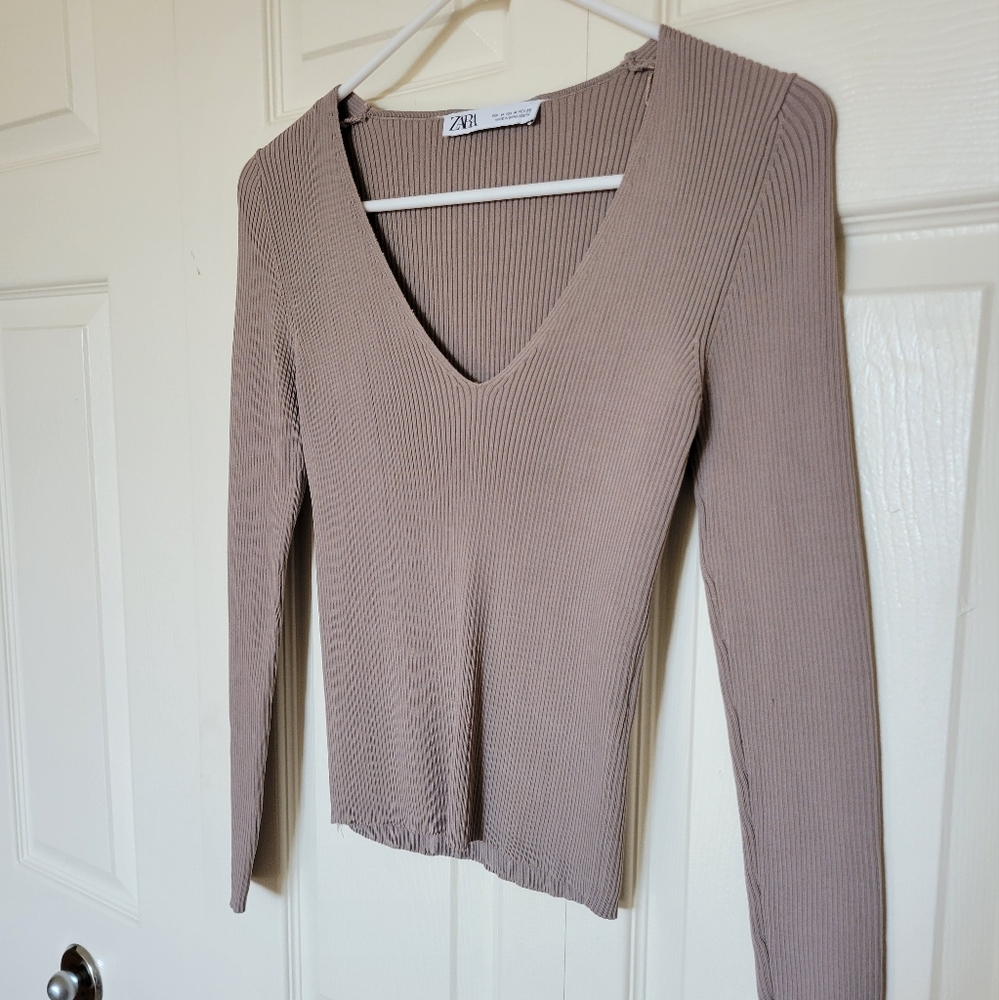 ZARA Ribbed Sweater - Picture 6 of 8
